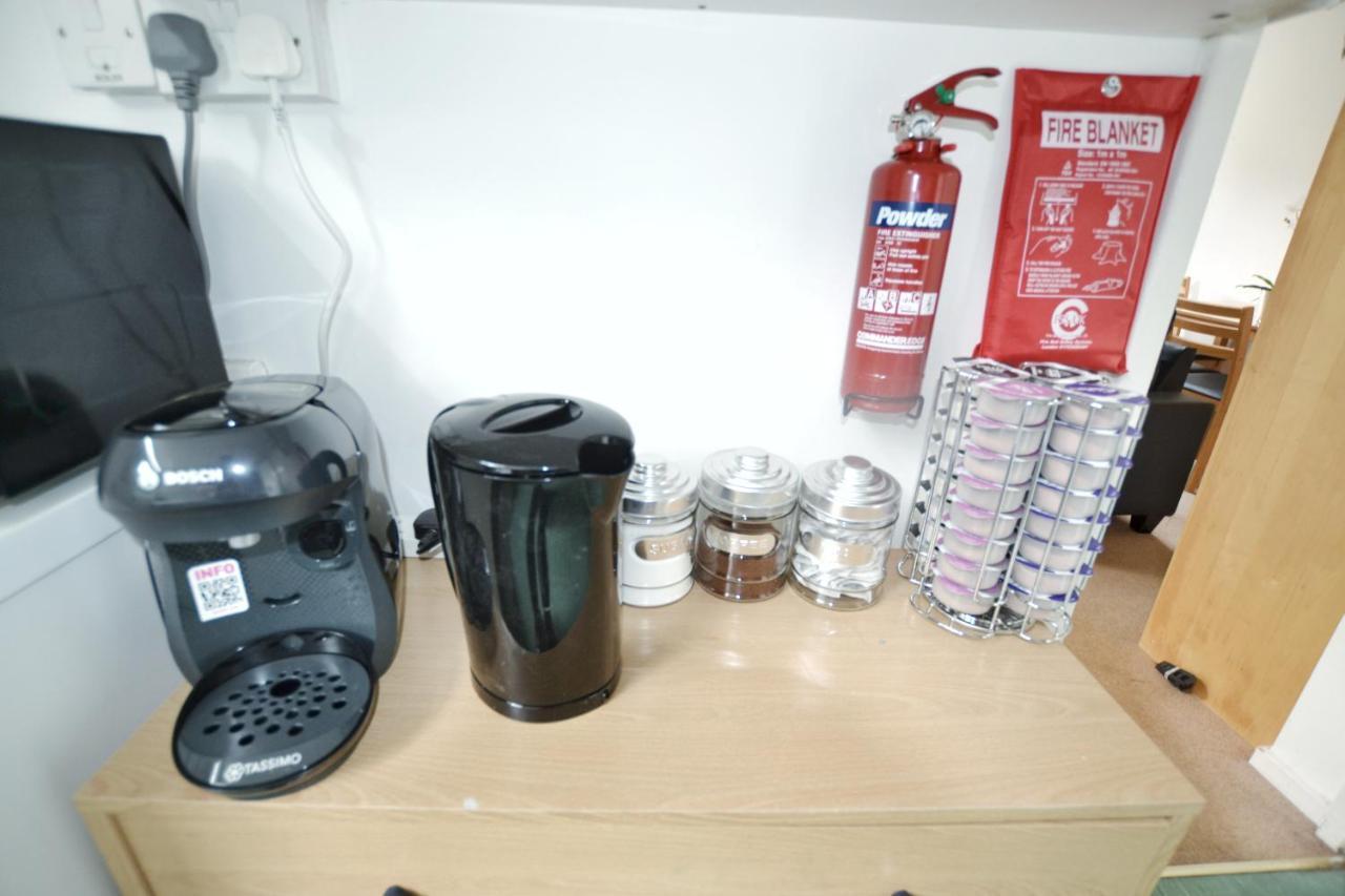 Garden Tower Flat Apartment Лондон Екстериор снимка